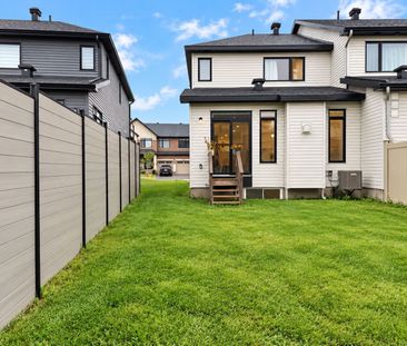 For Lease - 64 Heirloom Street, Blossom Park - Airport and Area, On... - Photo 1