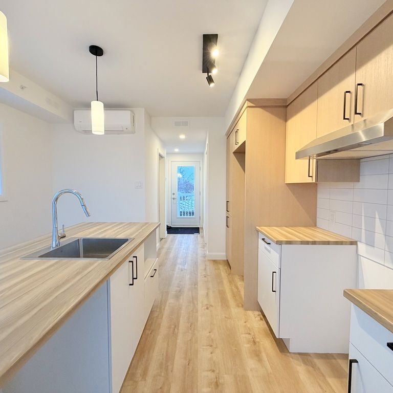 3 1/2 Complètement Neuf à Limoilou - Photo 1