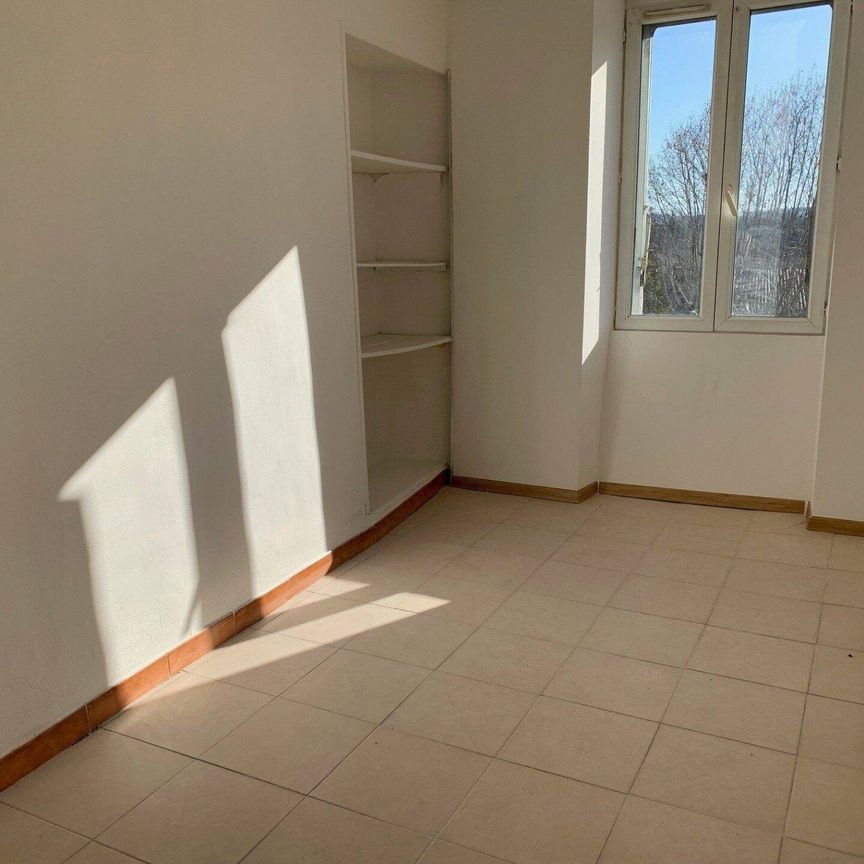 Location appartement 3 pièces 44 m² à Aubenas (07200) - Photo 1