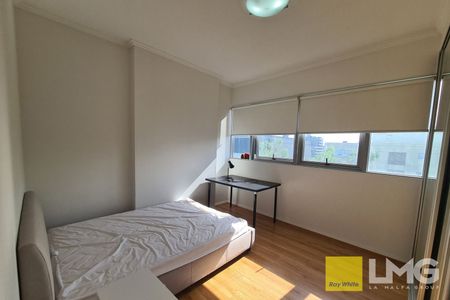 Home For Rent - Photo 5