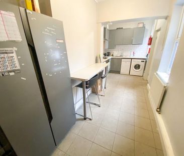 5 bedroom house share to rent - Photo 1