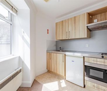 Studio to rent - Photo 4