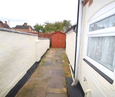 2 bedroom terraced house to rent - Photo 6