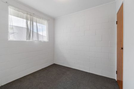 Tidy Unit In Sandringham - Photo 3