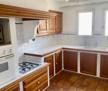 T2 EN REZ DE JARDIN. AVEC TERRASSE DE PLUS DE 30 M2 PLEIN SU - Photo 4