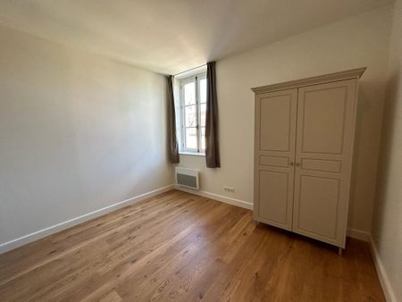 Location Appartement 3 pièces 75m² - Photo 2