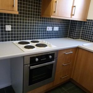 1 bedroom cluster house to rent - Photo 2