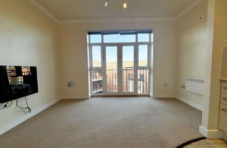 Apartment 15 , Olivers View, Prince of Wales Terrace, Scarborough - Photo 2