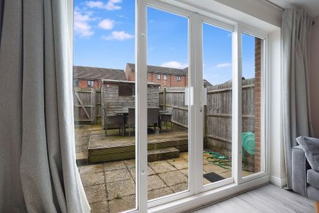 2 bed end of terrace house to rent in St. Catherines Road, Maidstone, ME15 - Photo 3