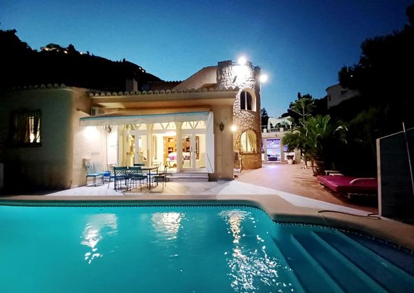 For rent villa with private pool near the beach in Cumbre del Sol, Benitachell