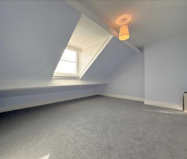 4 bedroom apartment to rent - Photo 3