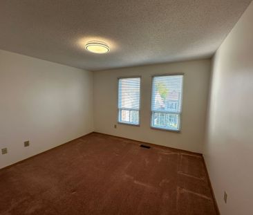 For Lease - 85 Sandyhook Square, Toronto, Ontario - Photo 5