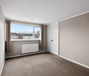 3 bedroom House To Let - Photo 4