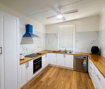 30 Moore Street, Cessnock NSW 2325 - House For Rent | Domain - Photo 1