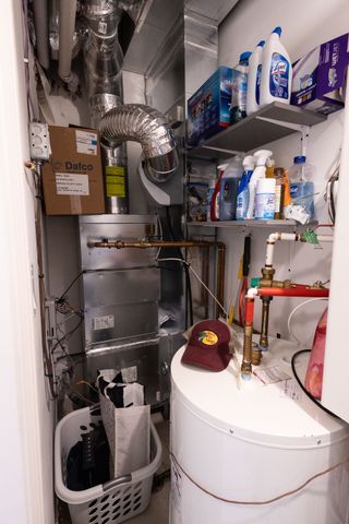 For Lease - 2728 William Jackson Drive Unit# 7, Pickering, Ontario - Photo 2