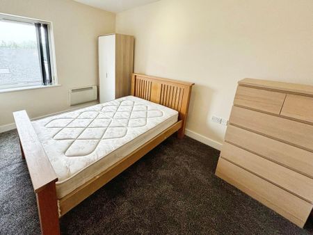 2 bedroom flat to rent - Photo 4