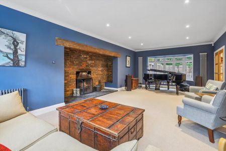 8 bedroom detached house to rent - Photo 5