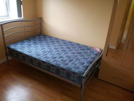Great Apartment, 68B University Avenue, Queens University Quarter, Belfast, BT7 1GY - Photo 5