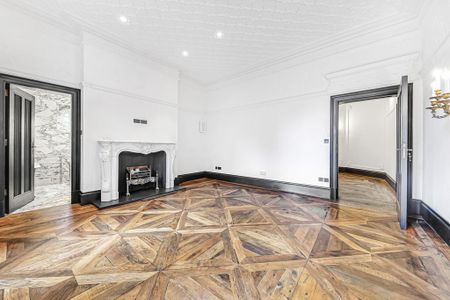 4 bedroom flat to rent - Photo 4