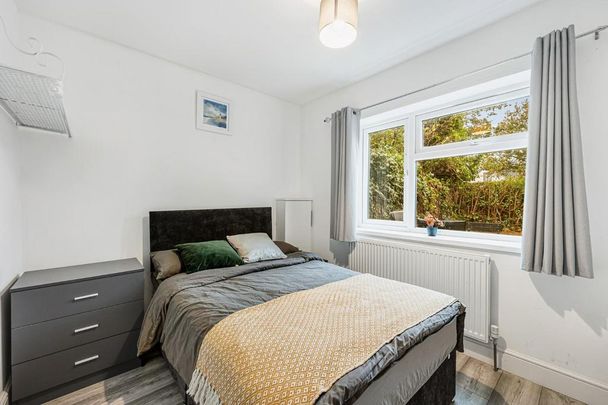 House share to rent - Photo 1