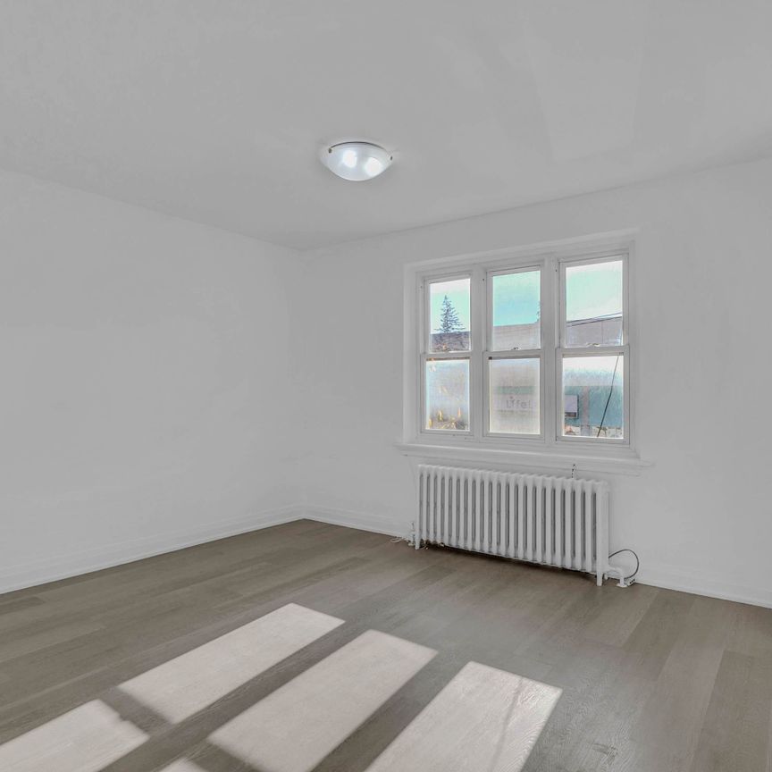 For Lease - 894 Eglinton Avenue Unit# 1, Toronto, Ontario - Photo 1