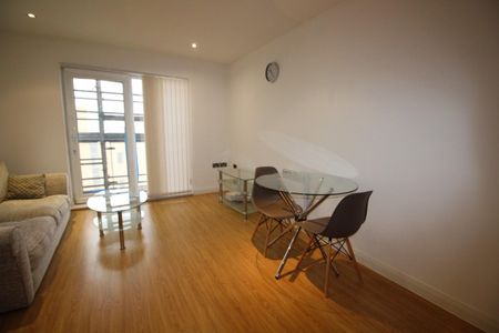 1 bedroom House To Let - Photo 3