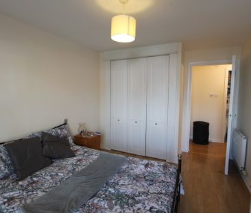 2 Bedroom Property To Rent - Photo 2