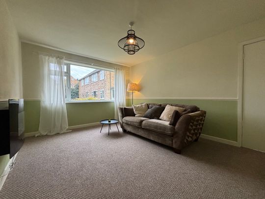 2 bed maisonette to rent in Denton Close, Kenilworth, CV8 - Photo 1