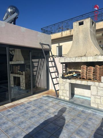 Ενοικίαση κατοικίας, 150 τ.μ., Αργυρούπολη, 1.900 € - Photo 4