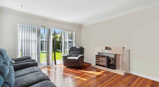 Spacious 3-Bedroom Family Home – Fully Fenced... - Photo 1