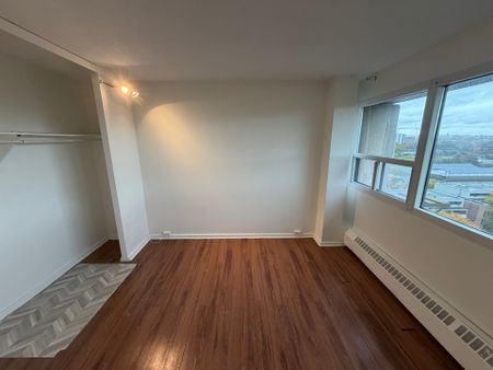 For Lease - 100 Leeward Glenway Way Unit# 1503, Toronto, Ontario - Photo 5