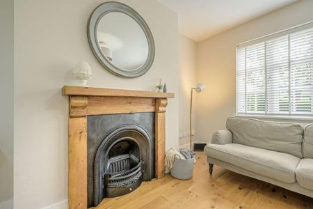 3 bedroom end of terrace house to rent - Photo 3