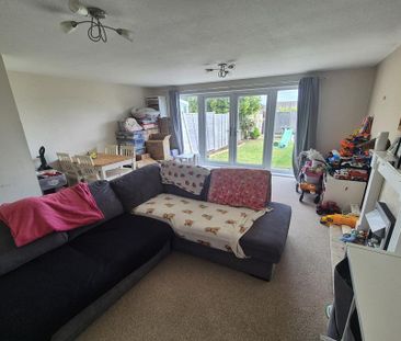 3 bedroom semi-detached house to rent - Photo 2