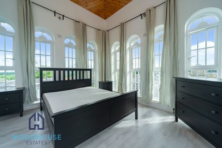 Princess Park Manor, Royal Drive, London, N11 - Two Bedroom Flat To Rent - £574pw / £2,499pcm - Photo 5