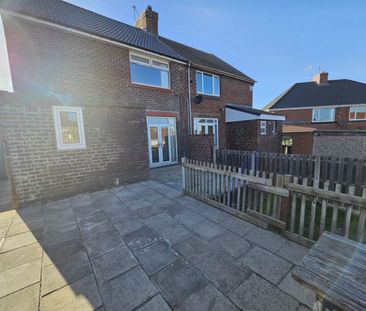 Greenfield Road, Hoyland - Photo 2