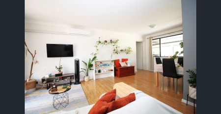 MODERN FAMILY HOME - Photo 3