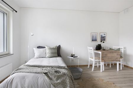 Vänortsvägen 136 lgh 1204 - Photo 2