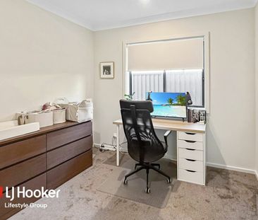 Modern 3-Bedroom Home in the Heart of Austral - Photo 4