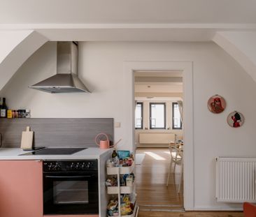 Gemeubeld dakappartement in een 17de eeuws traditioneel diephuis - Photo 5