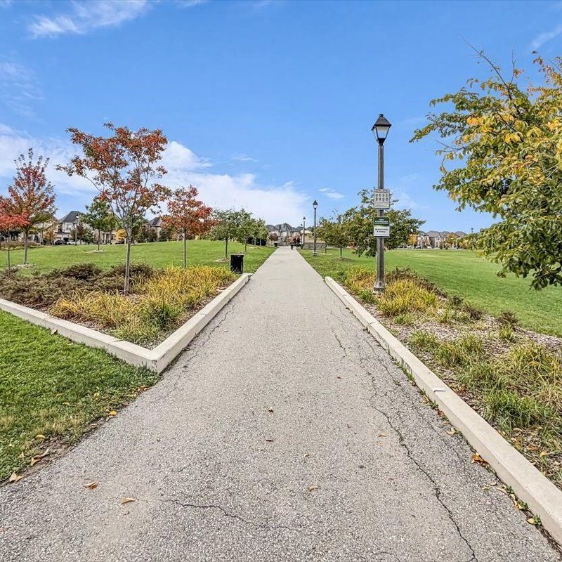 For Lease - 128 Grovewood Common Unit# 625, Oakville, Ontario - Photo 1