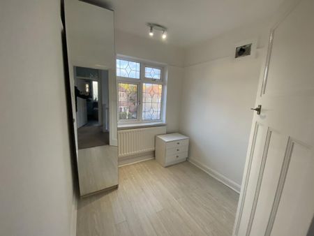 3 bedroom detached house to rent - Photo 4