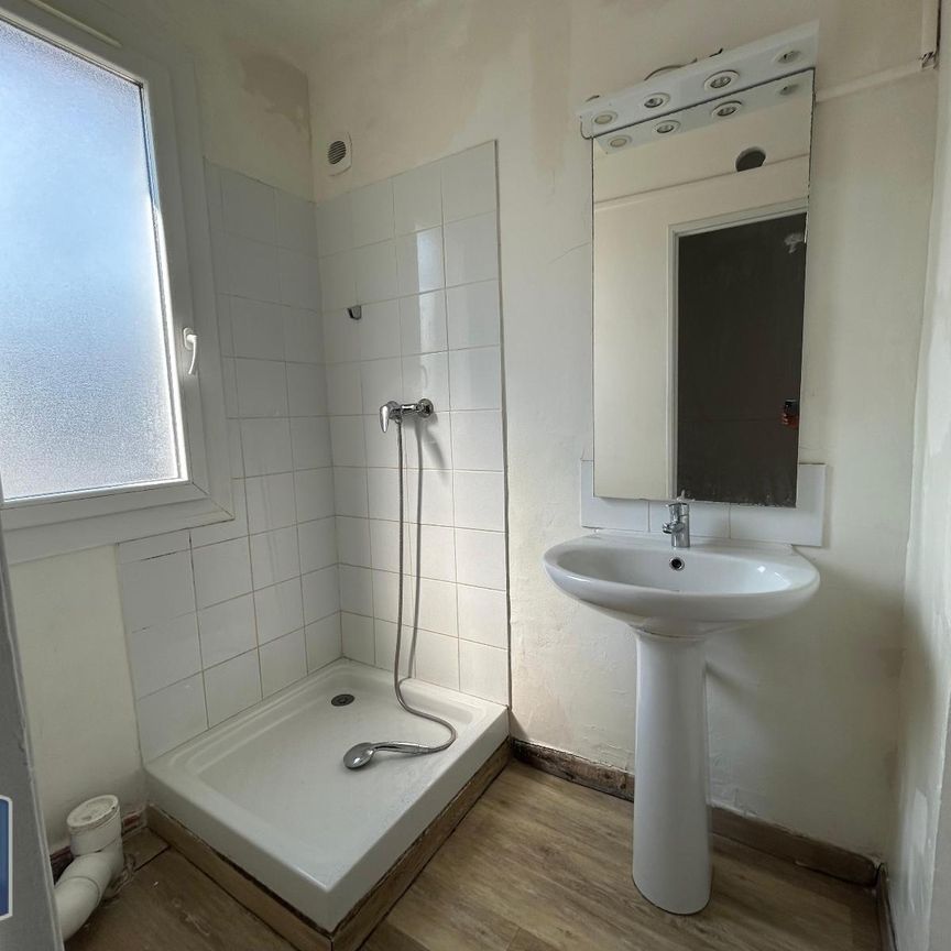 Location Appartement 3 pièces 46m² CARPENTRAS 84200 - Photo 1