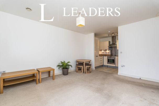 2 bedroom apartment to rent Ocean Way, Southampton, Hampshire, SO14 - Photo 1