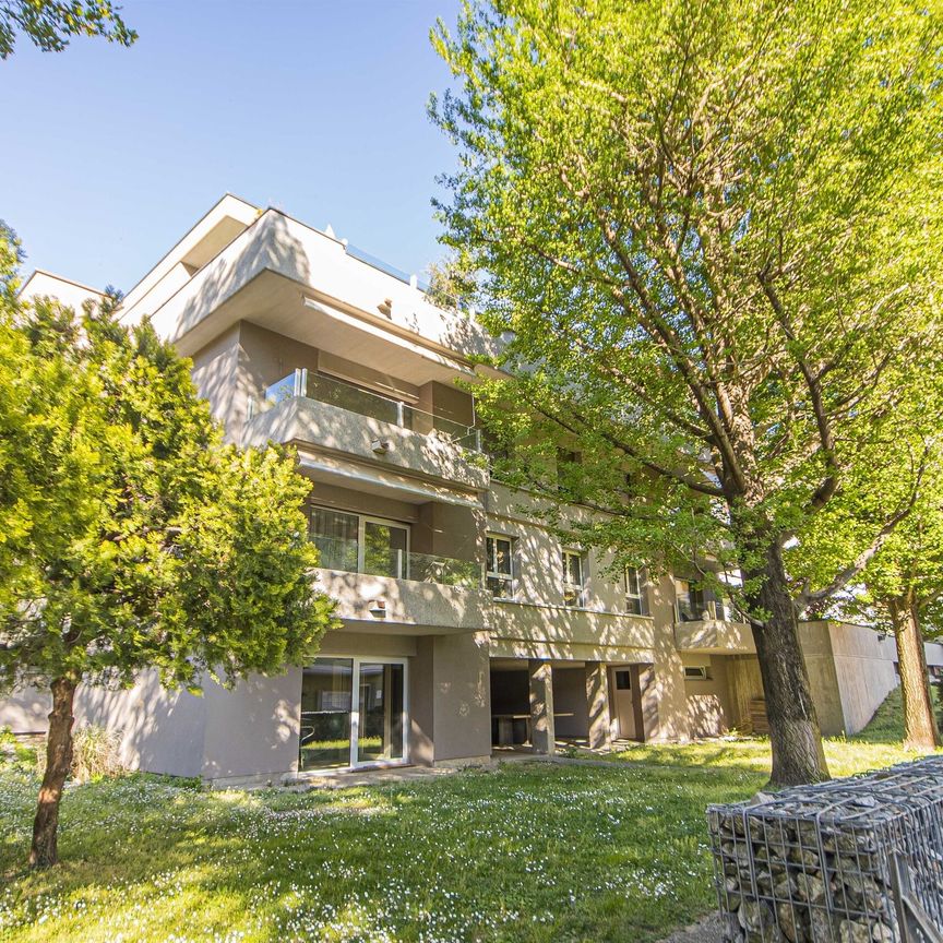 Stabile immerso nel verde - Photo 1