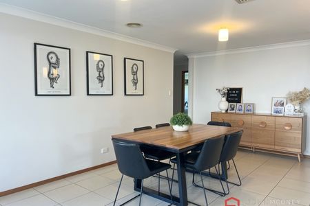 11 Tahara Crescent Estella NSW 2650 - Photo 2