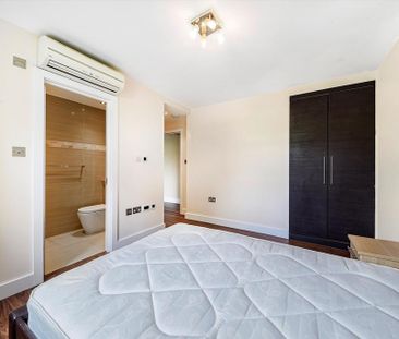 3 bedroom flat to rent - Photo 5