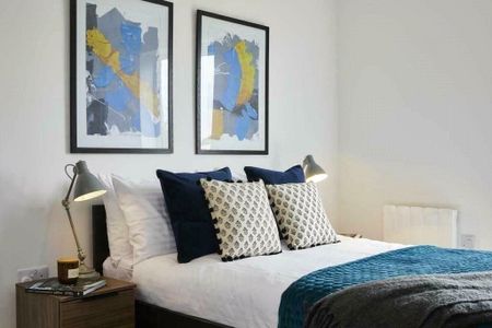 2 bedroom flat to rent - Photo 2