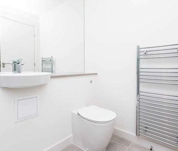 Prewetts Apartments, Mill Bay Lane, Horsham, RH12 - Photo 6