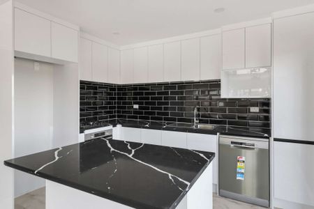 Luxury Living in Manurewa - Photo 2