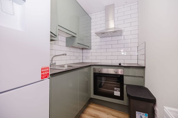 0807L - Clifton Terrace, Edinburgh, EH12 5DR - Photo 1